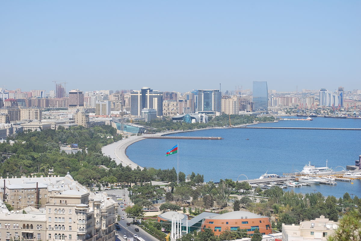 1200px A View To Baku And It's Boulevard